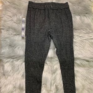 Stretchy lounge pants